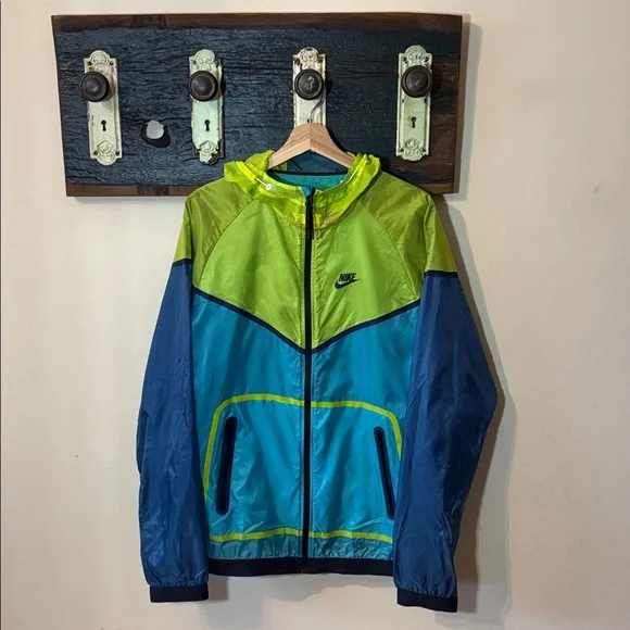 Nike Tech Hyperfuse Windrunner Colorblock Jacket Size Large - Picture 8 of 14